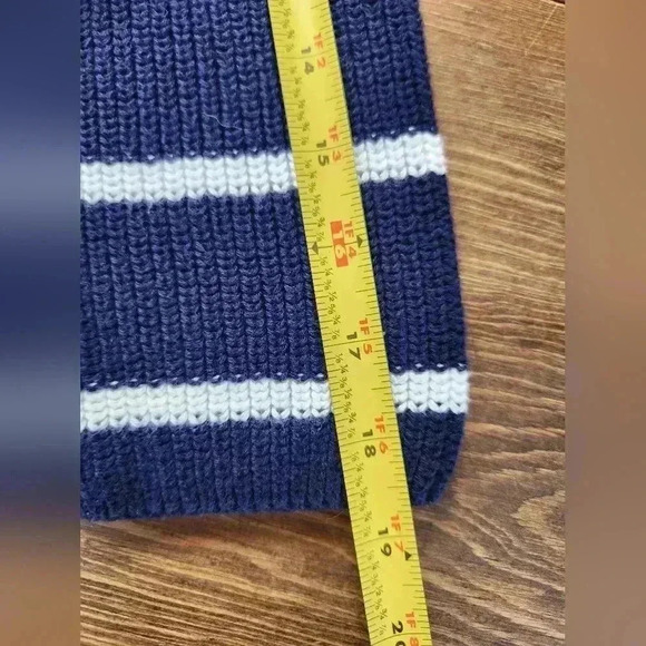 Gap Women's Striped Sweater in navy/white size M - Picture 9 of 9